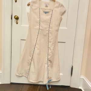 American Girl Caroline Nightgown NEVER WORN. EXCELLENT CONDITION